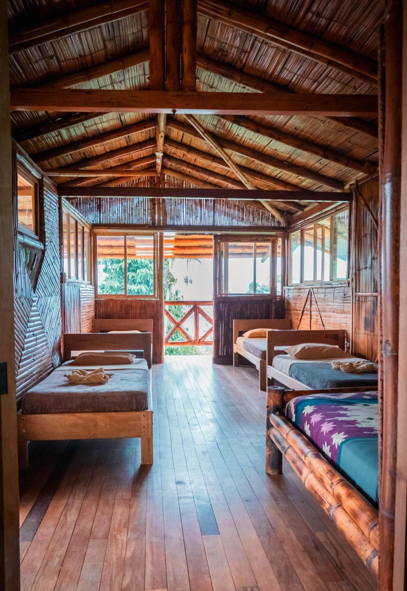 Hostal Pakay Тена Экстерьер фото